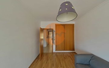 Property slide 48