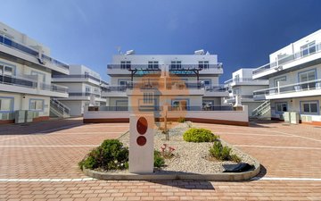 Property slide 32