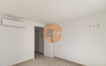 Property slide 43