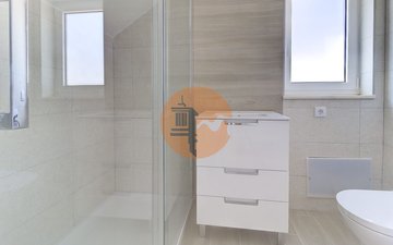 Property slide 18