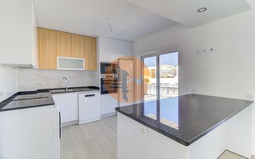 Property slide 21