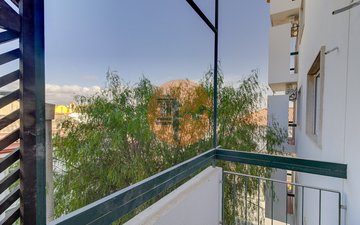 Property slide 22