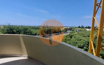 Property slide 18