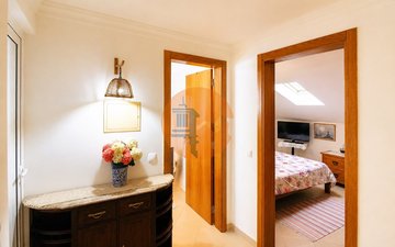 Property slide 25