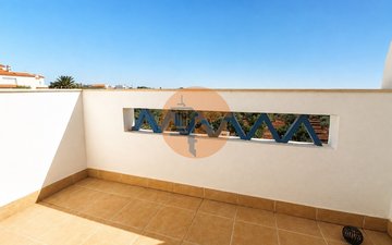 Property slide 31