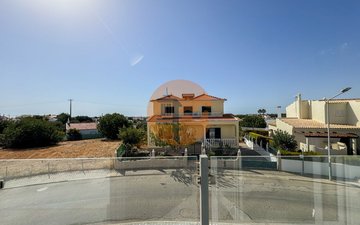 Property slide 17