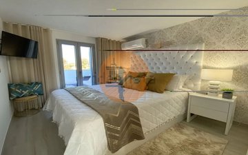 Property slide 20