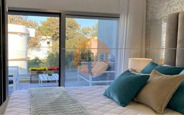 Property slide 22