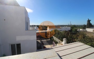 Property slide 16