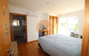 Property slide 18