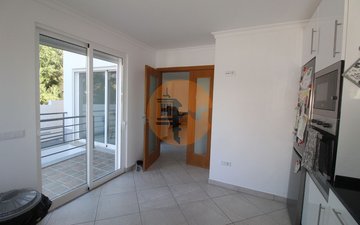 Property slide 39