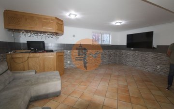 Property slide 42