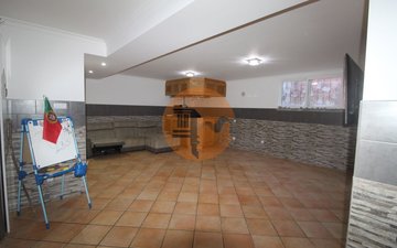 Property slide 48