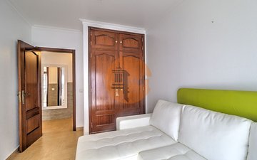 Property slide 17