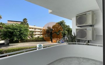 Property slide 20
