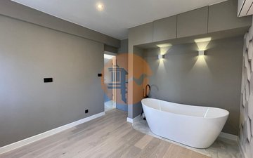 Property slide 24