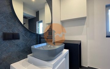 Property slide 36