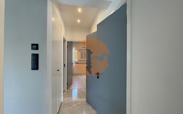 Property slide 39