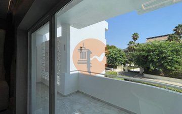 Property slide 46
