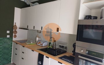 Property slide 16