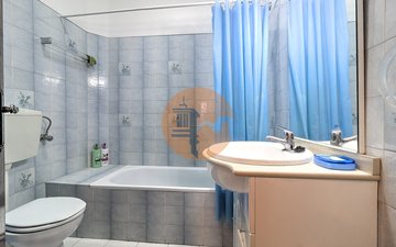 Property slide 22