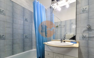 Property slide 24