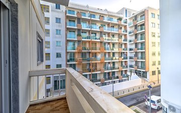 Property slide 29