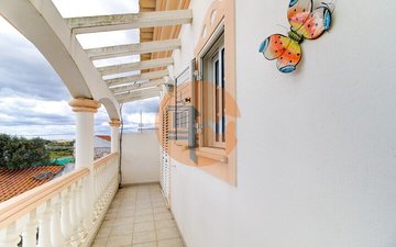 Property slide 31