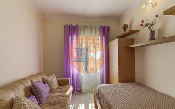 Property slide 43