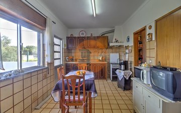 Property slide 18