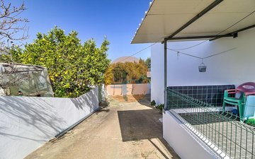 Property slide 46