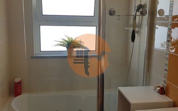 Property slide 20