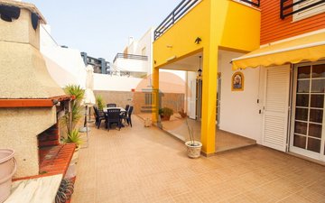 Property slide 39