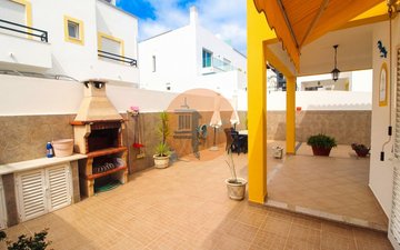 Property slide 40