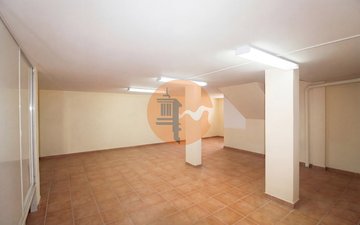 Property slide 37