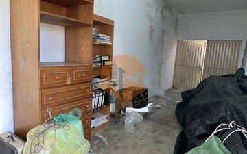 Property slide 35