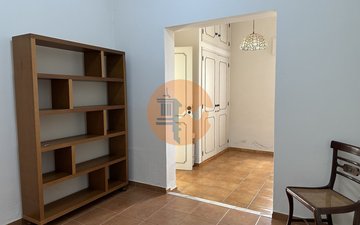Property slide 18