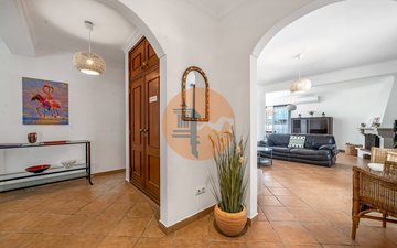 Property slide 17