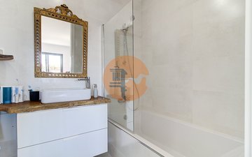Property slide 21
