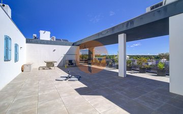 Property slide 40