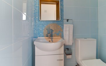 Property slide 25