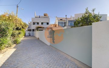 Property slide 41