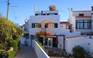 Property slide 44