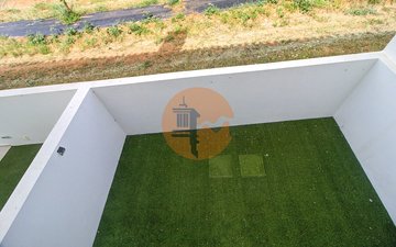 Property slide 24