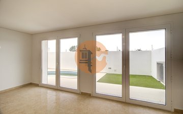 Property slide 21
