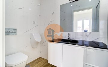 Property slide 40