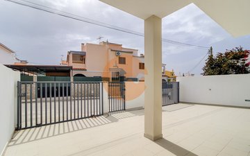 Property slide 48
