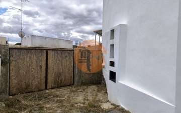 Property slide 16