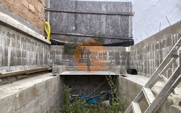 Property slide 33