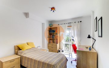 Property slide 16